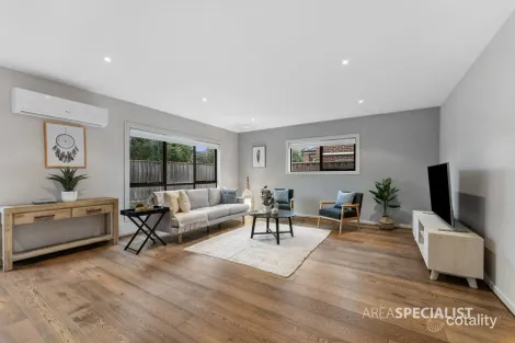 Property photo of 5 Ceratta Crescent Tarneit VIC 3029