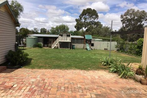 17 Kaye St, Charlton, VIC 3525