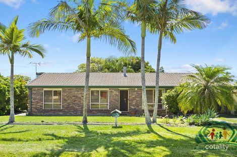 37 Peverell St, Hillcrest, QLD 4118