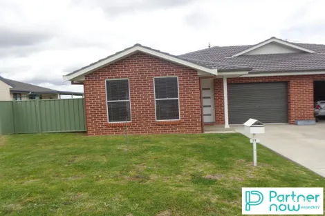 19 Emerald Ave, East Tamworth, NSW 2340