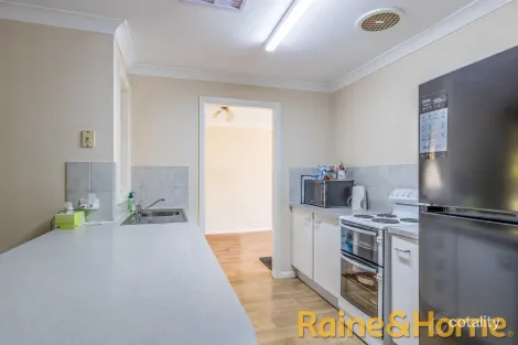 Property photo of 18 John Glenn Place Dubbo NSW 2830