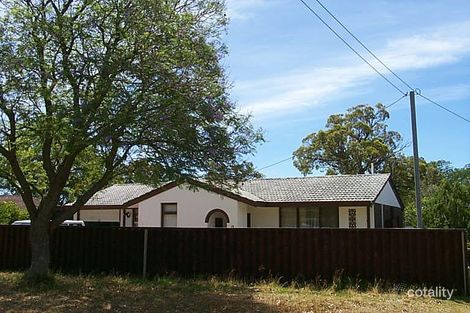 13 Lantana Way, Camillo, WA 6111