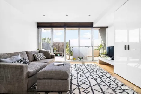 202/115 Tennyson St, Elwood, VIC 3184