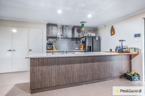 Property photo of 1 Markwell Avenue Haynes WA 6112