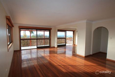 Property photo of 28 Tongarra Drive Ocean Shores NSW 2483