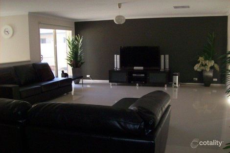 Property photo of 61 Peterson Circle Risdon Park SA 5540