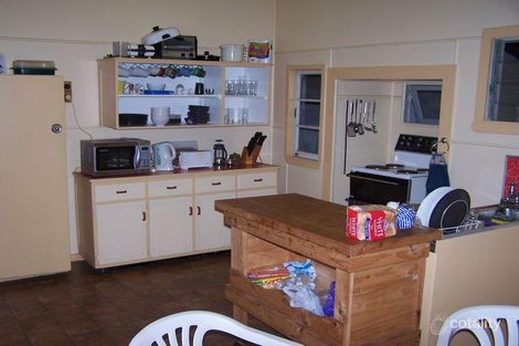 Property photo of 40 Morehead Avenue Norman Park QLD 4170