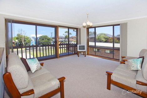 Property photo of 33 Johnson Street Kiama Downs NSW 2533