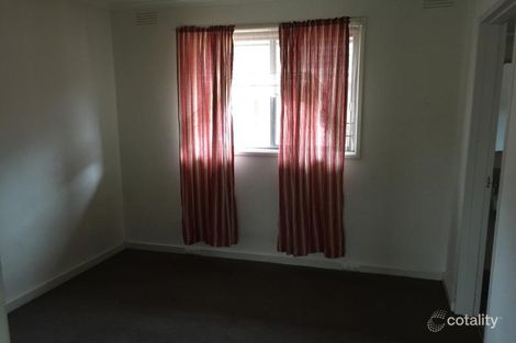 Property photo of 13/11 Waratah Avenue Glen Huntly VIC 3163