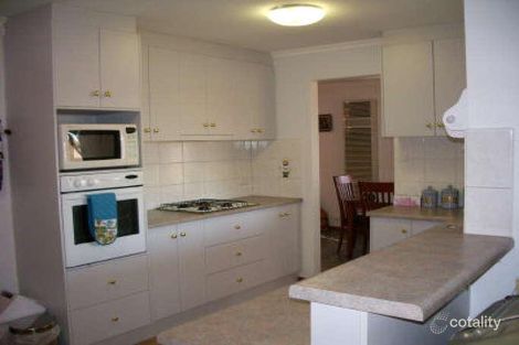 Property photo of 28 Crestview Place Wynn Vale SA 5127