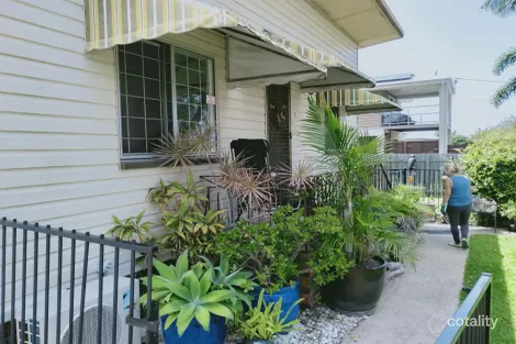 Property photo of 36 Shields Street Redcliffe QLD 4020