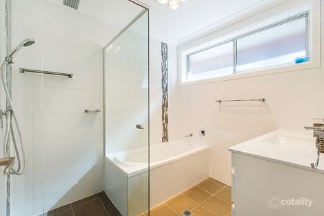 Property photo of 21 Sevenoaks Crescent Bass Hill NSW 2197