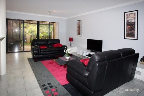 Property photo of 4/33 Waterston Gardens Hillarys WA 6025