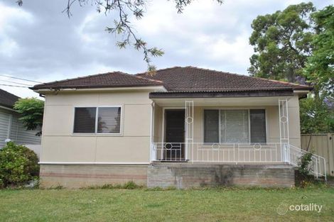 2 Larien Cres, Birrong, NSW 2143