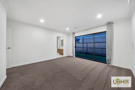 Property photo of 5 Trojan Crescent Clyde North VIC 3978