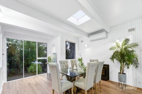 Property photo of 16 Stocks Road Mount Waverley VIC 3149