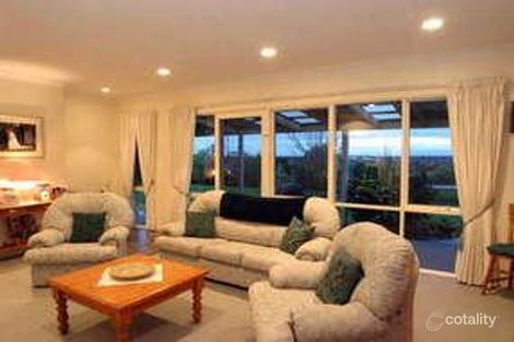 Property photo of 11-12 Jaguar Close Narre Warren North VIC 3804