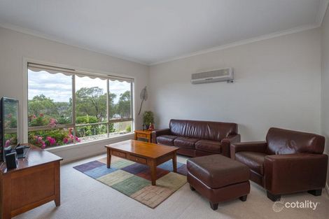 15 Wyralla Cres, Gisborne, VIC 3437