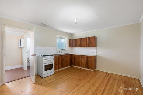 Property photo of 11 Barwon Crescent Mount Gambier SA 5290