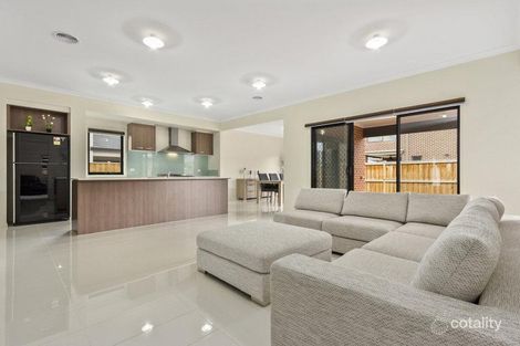 Property photo of 6 Goldstone Court Keysborough VIC 3173
