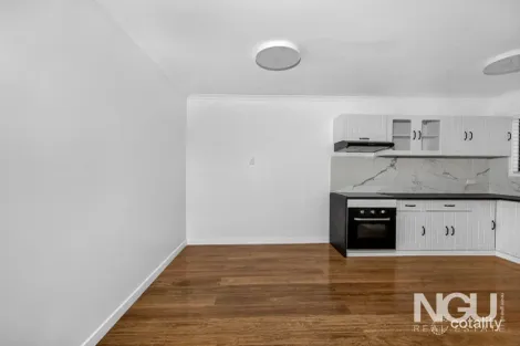 Property photo of 38 Tessman Street Riverview QLD 4303