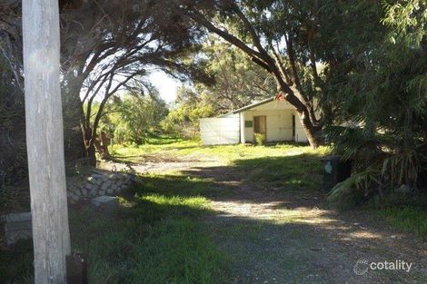 103 Gingin Rd, Lancelin, WA 6044