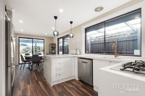 Property photo of 3 Harrison Court Altona Meadows VIC 3028