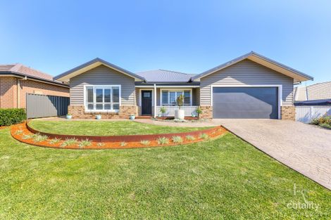 Property photo of 8 Illawarra Place Calala NSW 2340