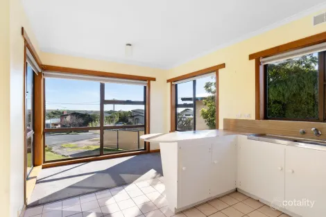 Property photo of 12 Rose Court Devonport TAS 7310