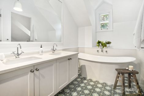 Property photo of 20 Whale Beach Road Avalon Beach NSW 2107