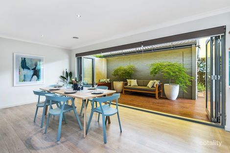 Property photo of 113 Caley Crescent Narrabundah ACT 2604