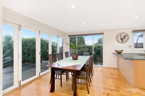Property photo of 25 Zachary Hicks Crescent Endeavour Hills VIC 3802