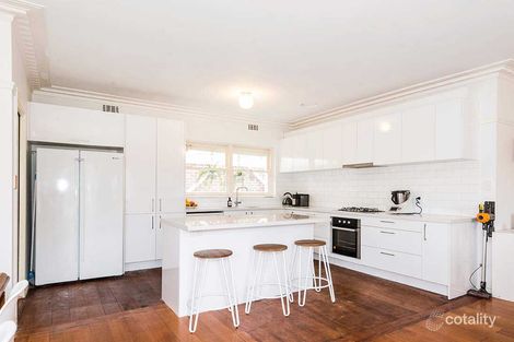 Property photo of 38 Waratah Street Bentleigh East VIC 3165