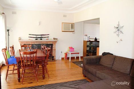 Property photo of 35 Rodway Parade Kotara NSW 2289