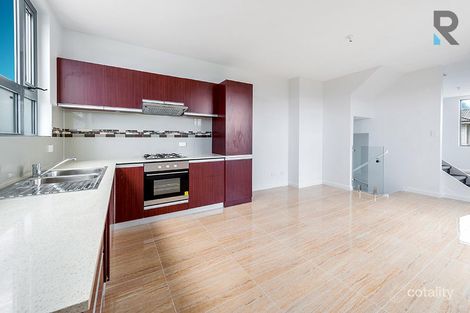Property photo of 14/1 Brunswick Crescent Craigieburn VIC 3064