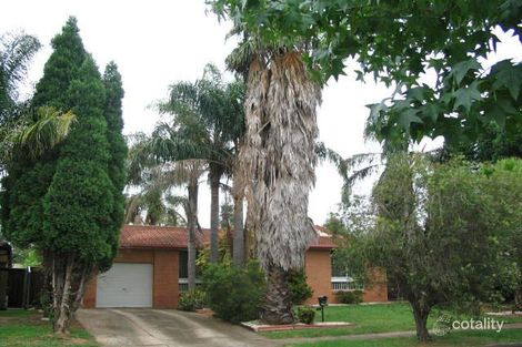 11 Lismore Cl, Bossley Park, NSW 2176