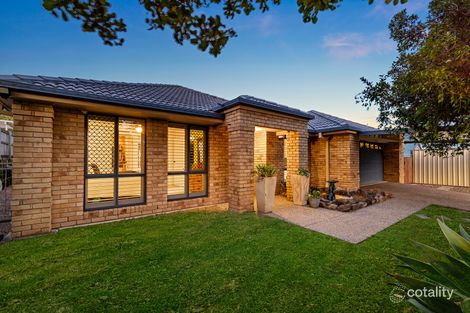 5 Fitzroy Pl, Forest Lake, QLD 4078