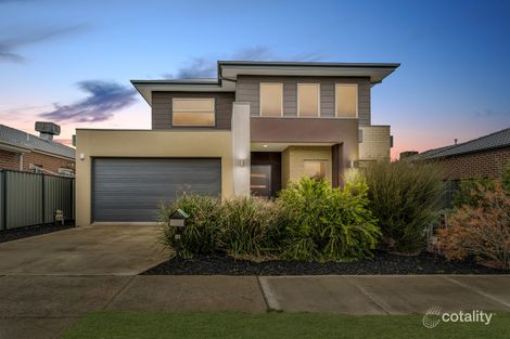 Property photo of 14 Ocean Way Craigieburn VIC 3064