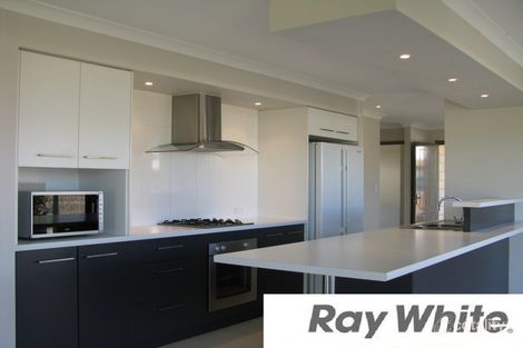 Property photo of 14 Oxley Pass Dalyellup WA 6230