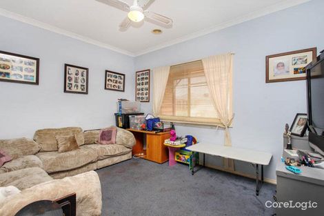 Property photo of 36 Featherhead Way Harkness VIC 3337