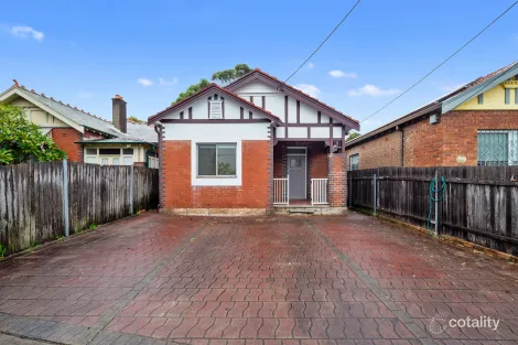 Property photo of 128 Forest Road Arncliffe NSW 2205