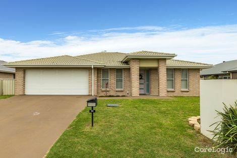 Property photo of 22 Edward Windeyer Way Raymond Terrace NSW 2324