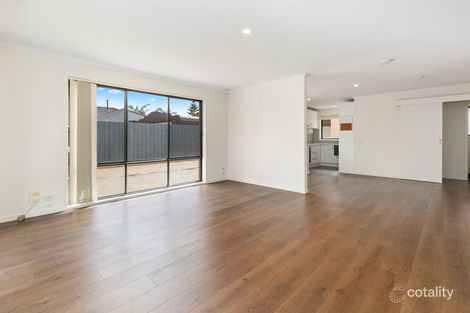 Property photo of 72 Greenwood Drive Carrum Downs VIC 3201
