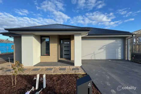 4 Petunia Cres, Armstrong Creek, VIC 3217