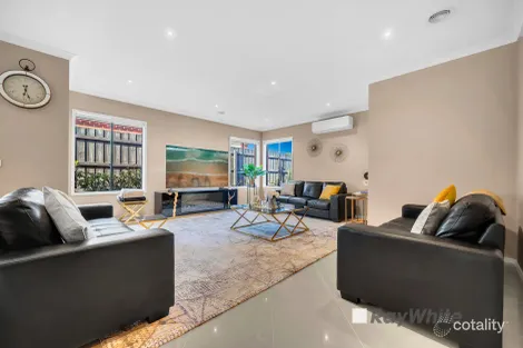 Property photo of 8 Glenbrook Crescent Lynbrook VIC 3975