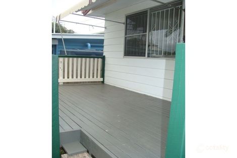 Property photo of 28 Parkview Avenue Wynnum QLD 4178