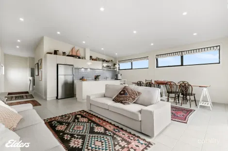 7 Victoria St, Port Albert, VIC 3971