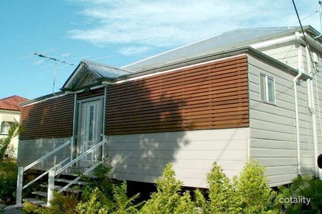 30 Didsbury St, East Brisbane, QLD 4169