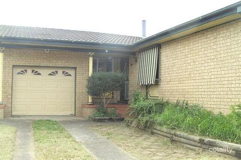 Property photo of 25 Bainbridge Avenue Ingleburn NSW 2565