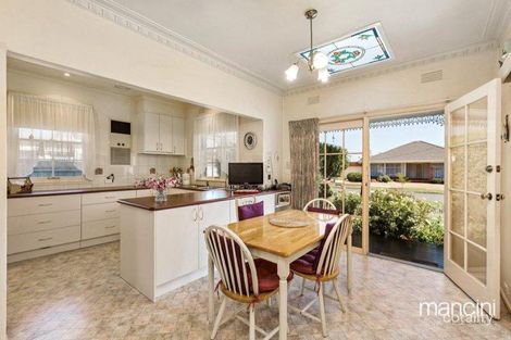 Property photo of 2 Watson Court Altona VIC 3018